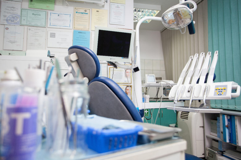 stomatologia w koninie